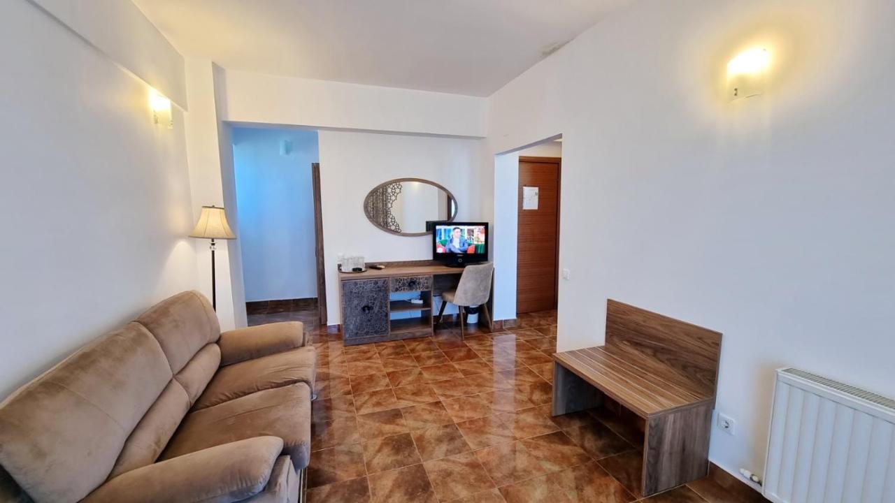 Hotel Florida Mamaia Extérieur photo