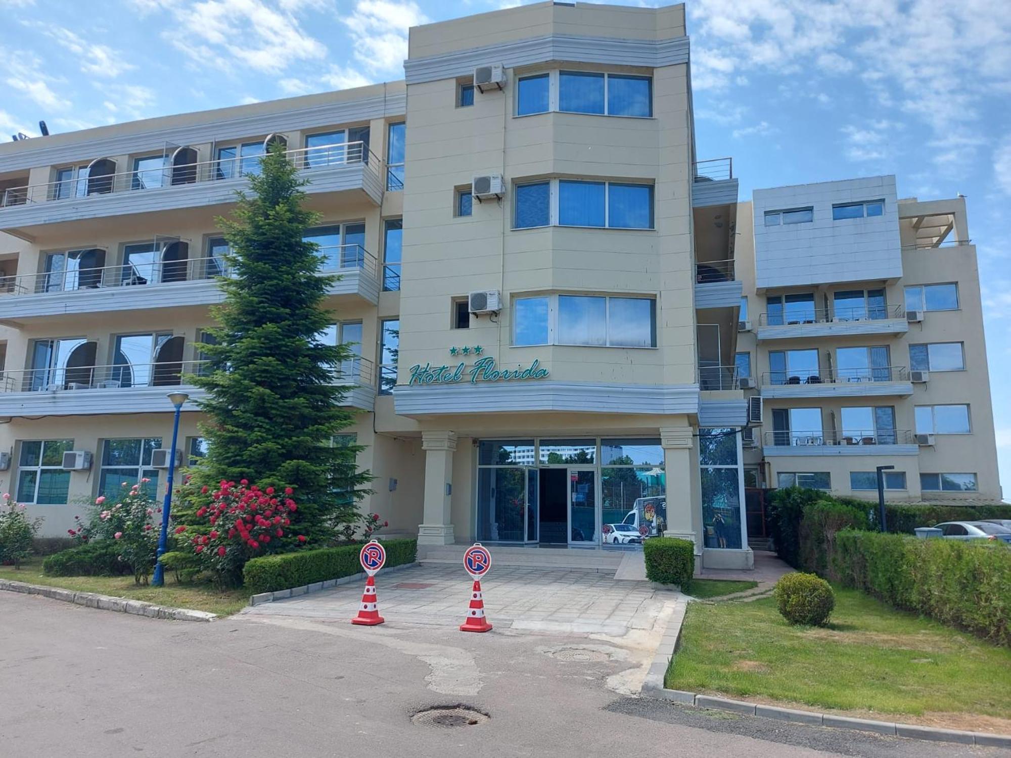 Hotel Florida Mamaia Extérieur photo