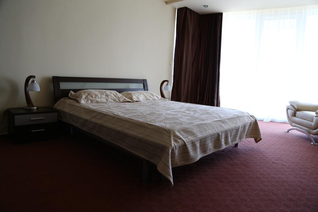 Hotel Florida Mamaia Extérieur photo