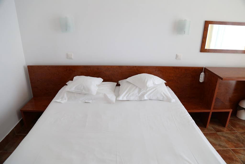 Hotel Florida Mamaia Extérieur photo