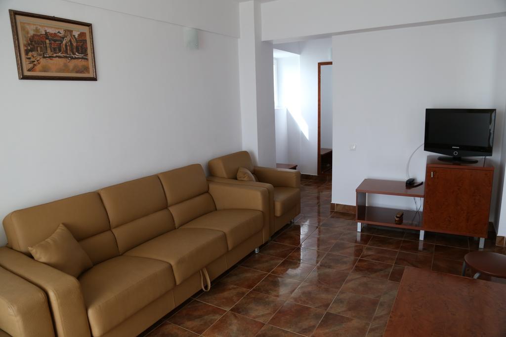 Hotel Florida Mamaia Extérieur photo