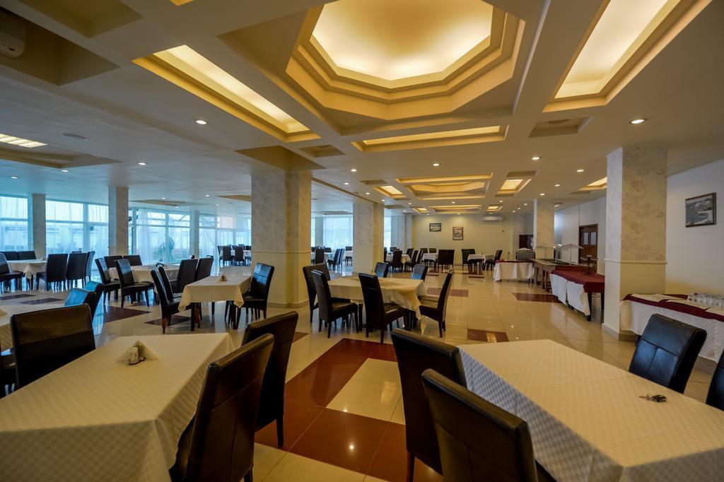 Hotel Florida Mamaia Extérieur photo