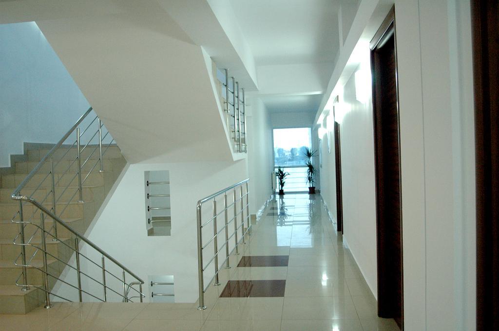 Hotel Florida Mamaia Extérieur photo