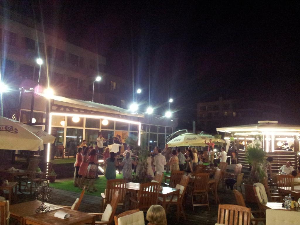 Hotel Florida Mamaia Extérieur photo